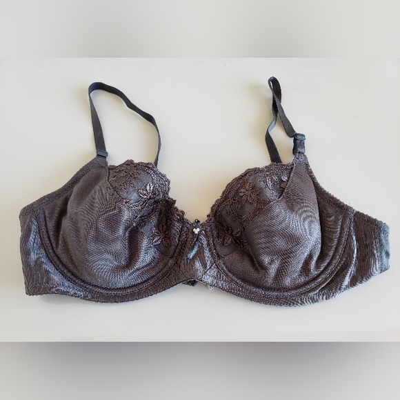 Wacoal Other - Wacoal gray bra